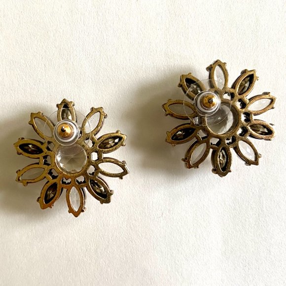 Vintage Large Floral Statement Stud Earrings with Transparent and Amber Petals - Picture 5 of 8